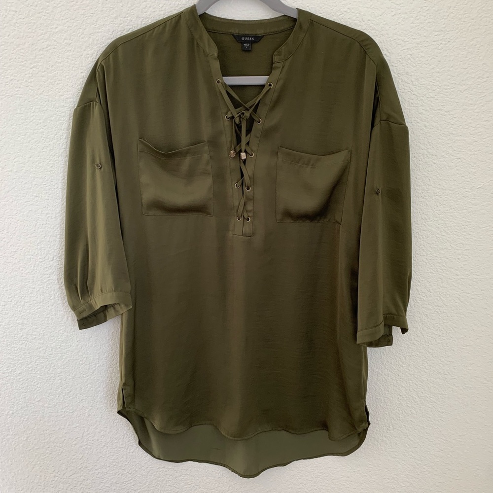 GUESS. Green silk blouse. Size : S